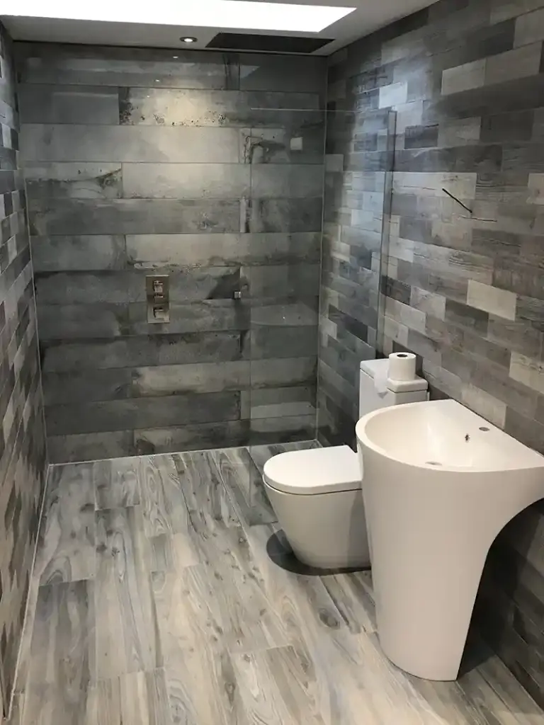 bathroom-installation-grays